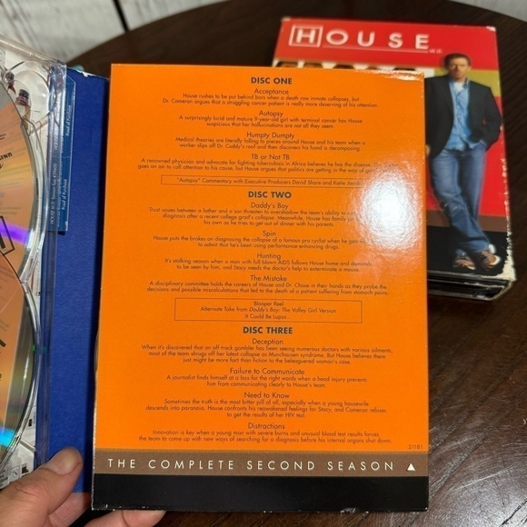 DOCTOR HOUSE 3 seasons DVD set. Season 2,3 & 6 DVD sets GUC - Picture 8 of 13